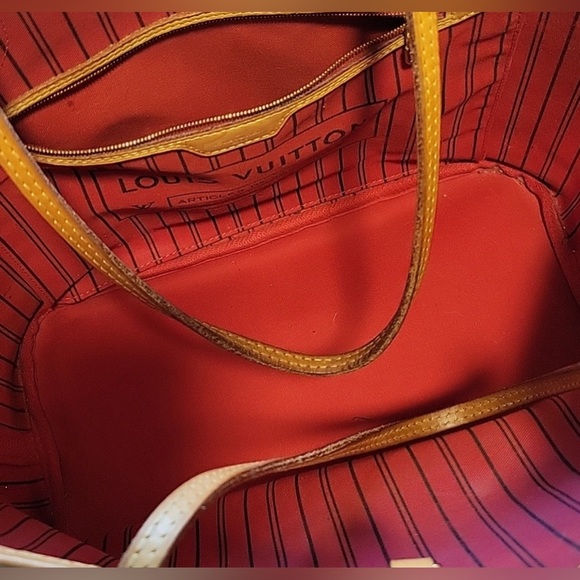 AUTHENTIC Louis Vuitton Neverfull MM - Picture 2 of 15